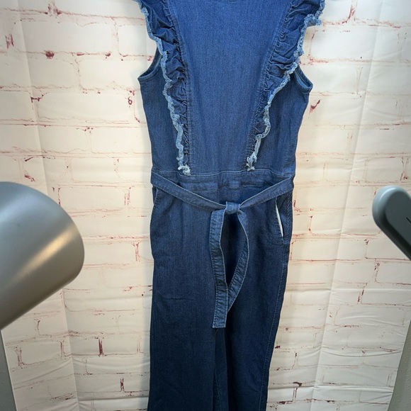 Rachel Roy denim jumpsuit medium size 8 blue stretch ruffle flare - Picture 2 of 10